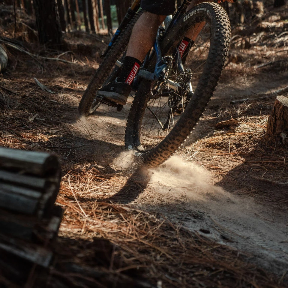 Goodyear Escape Ultimate Complete Tubeless MTB Tyre - Image 3