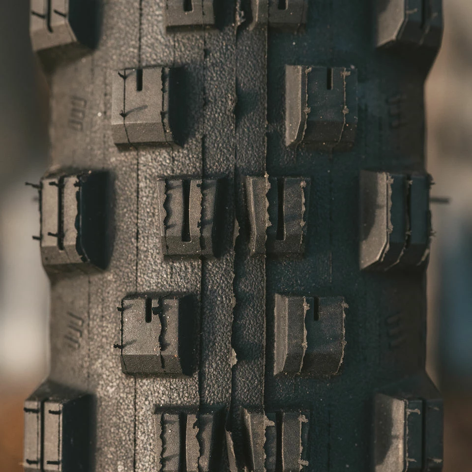 Goodyear Newton Enduro Tubeless Front MTB Tyre Black 2.5" 2 - Image 7